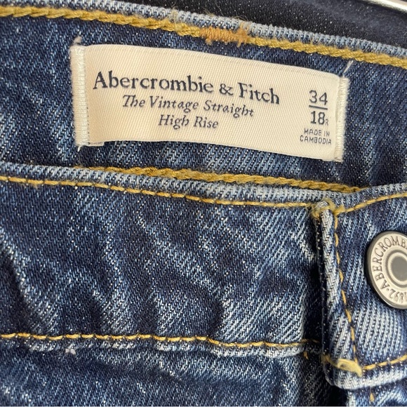 Abercrombie & Fitch Women’s Vintage Straight High Rise Jeans in Dark Wash NWT - Picture 9 of 12